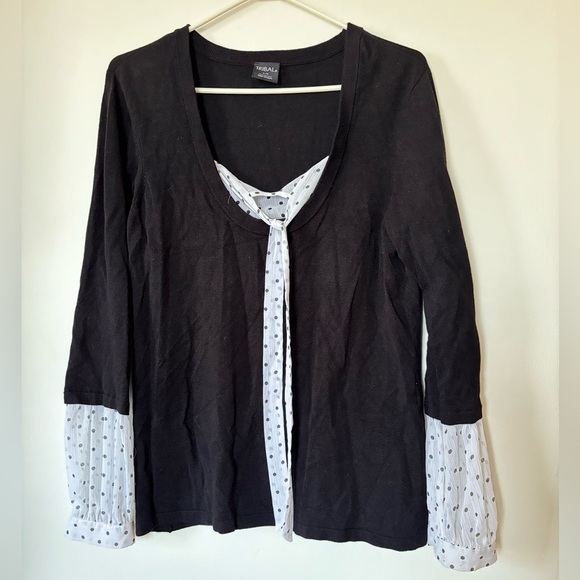 🎉4/30$🎉 Tribal Black & White Tie-Front Blouse – Large 🖤🤍 - Picture 2 of 4